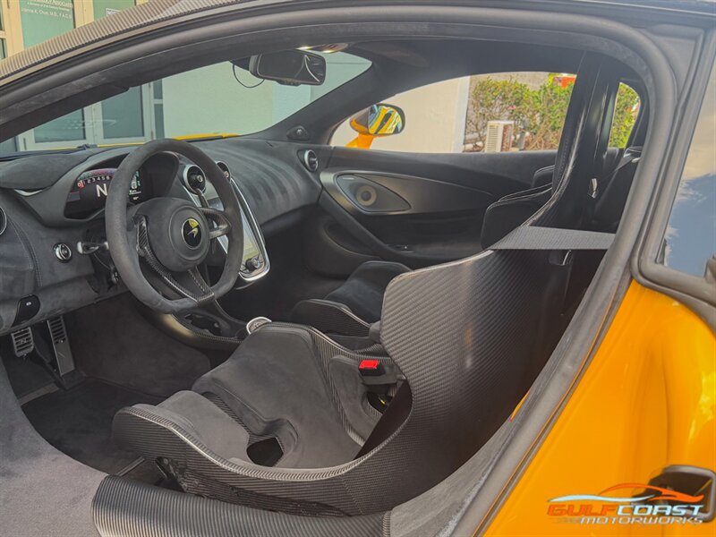 Used 2019 McLaren 600LT photo 28