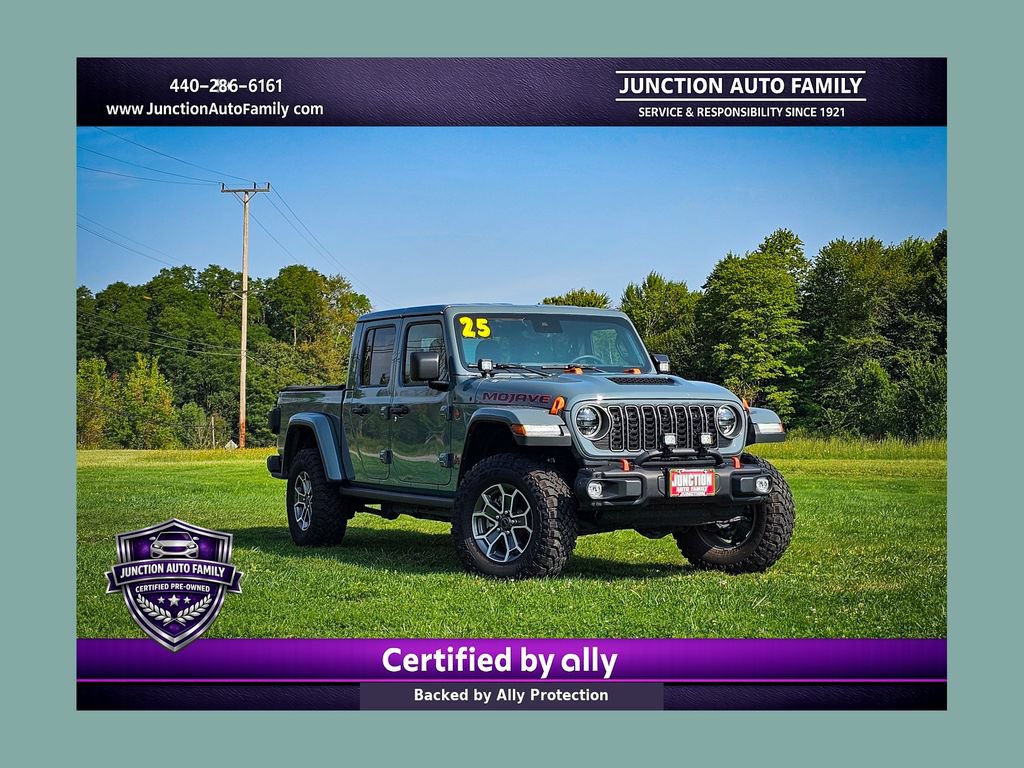 Used 2025 Jeep Gladiator Mojave