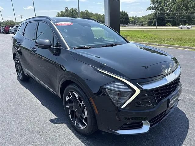 Certified 2025 Kia Sportage SX