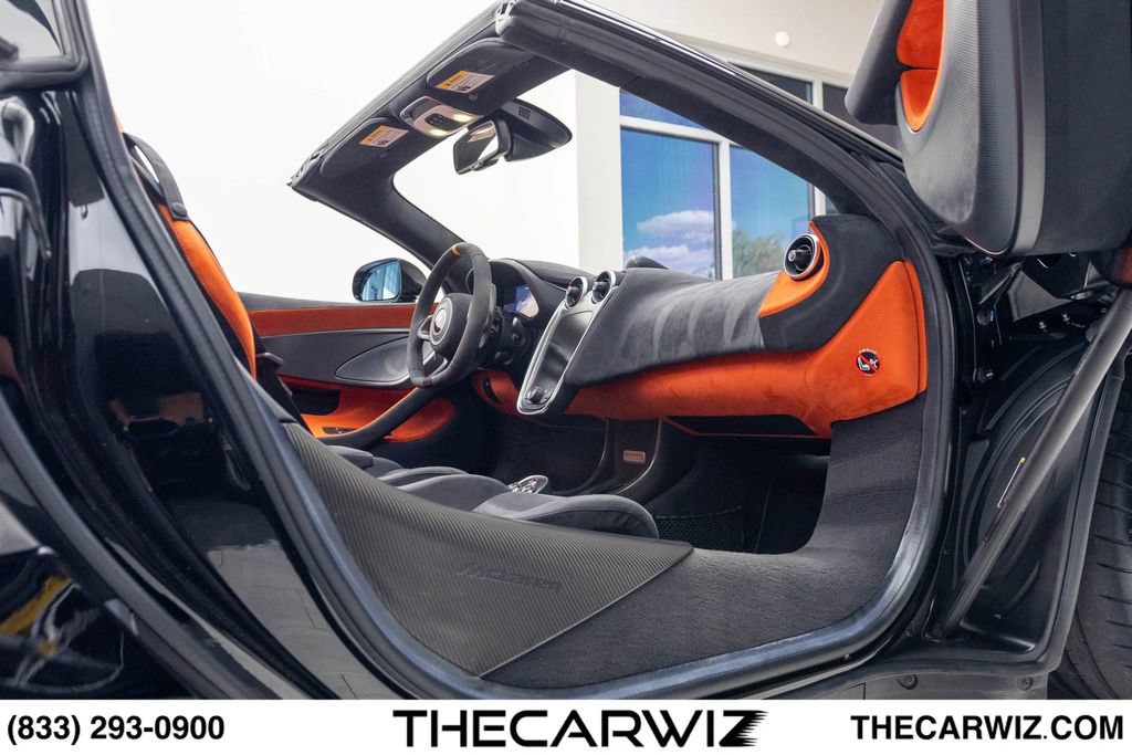 Used 2020 McLaren 600LT Spider photo 69