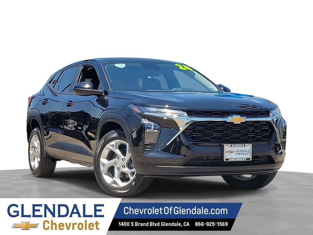 Used 2024 Chevrolet Trax LS w/ LS Convenience Package