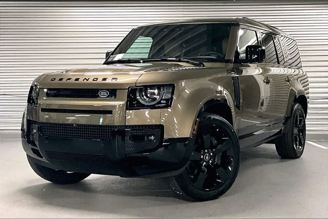 New 2025 Land Rover Defender 130 X-Dynamic SE