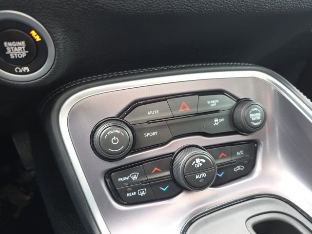 2020 Dodge Challenger SXT