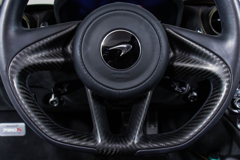 Used 2021 McLaren 720S Performance photo 38