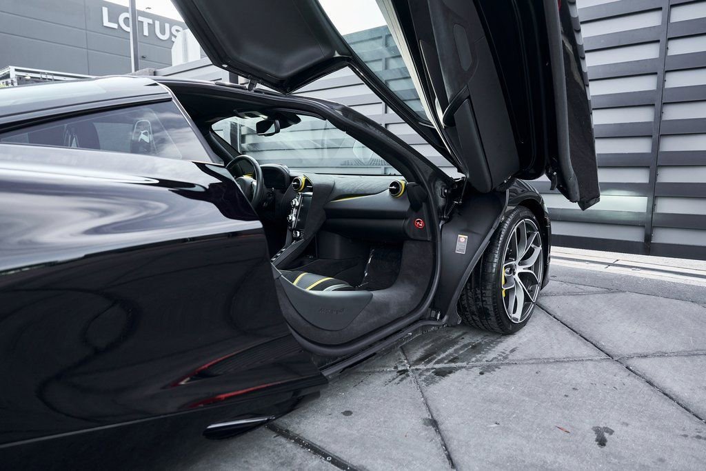 Used 2021 McLaren 720S photo 32