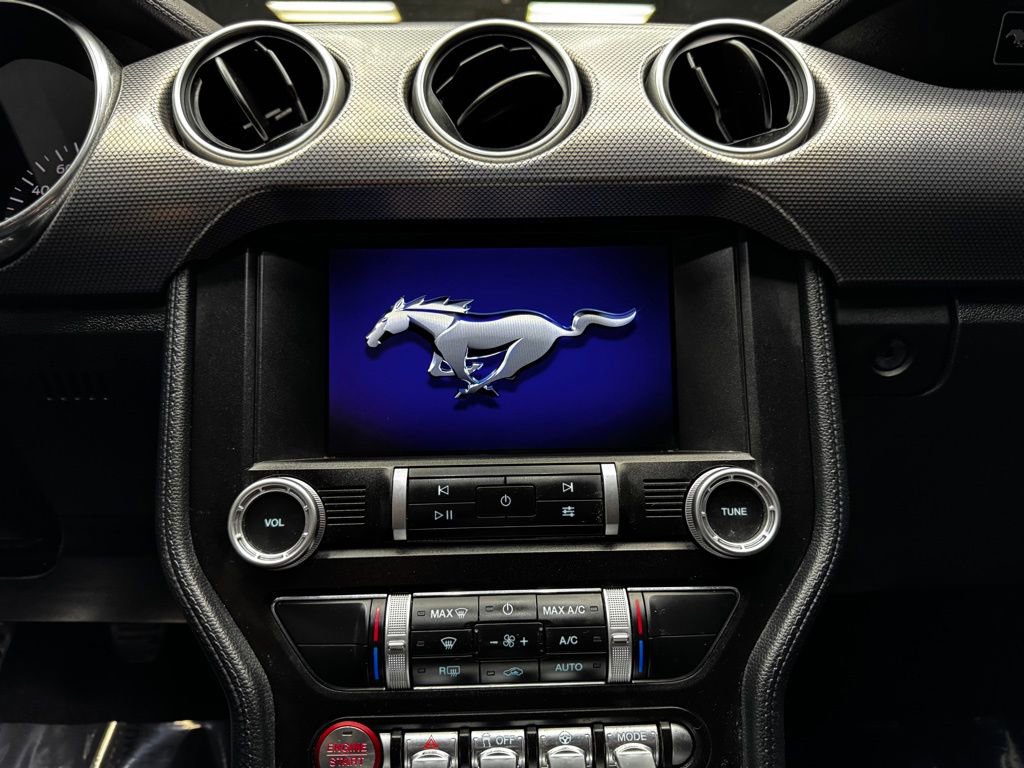 2020 Ford Mustang Coupe