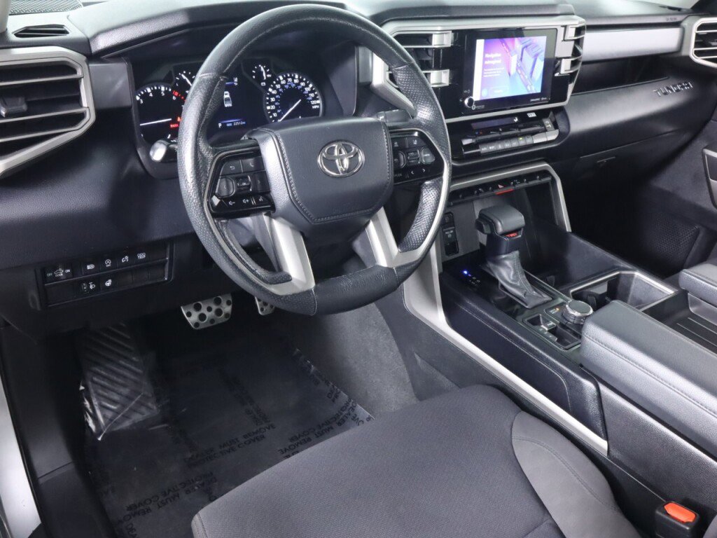 2022 Toyota Tundra SR5