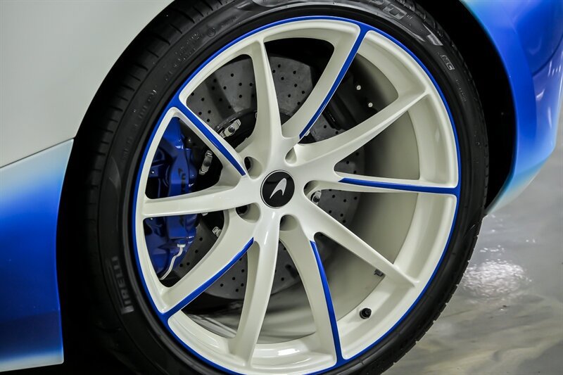 Used 2021 McLaren 720S Spider photo 19