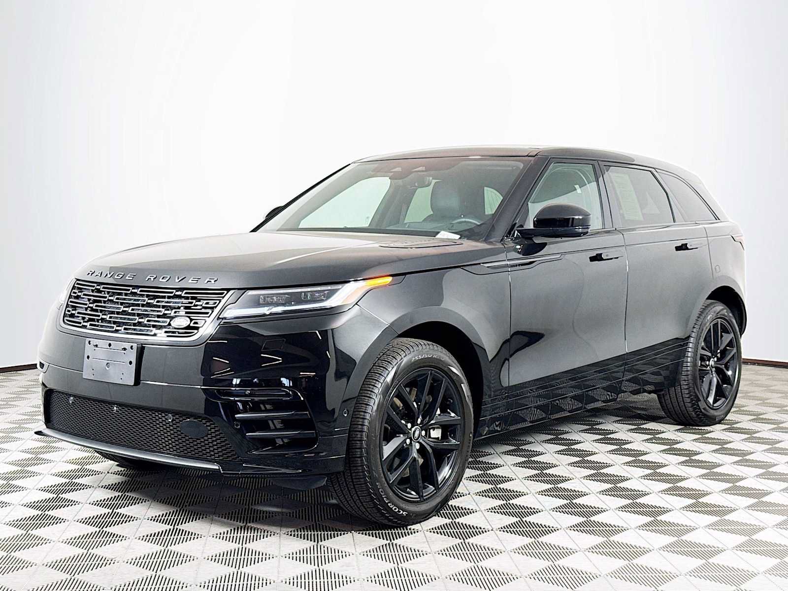 Used 2026 Land Rover Range Rover Velar Dynamic SE