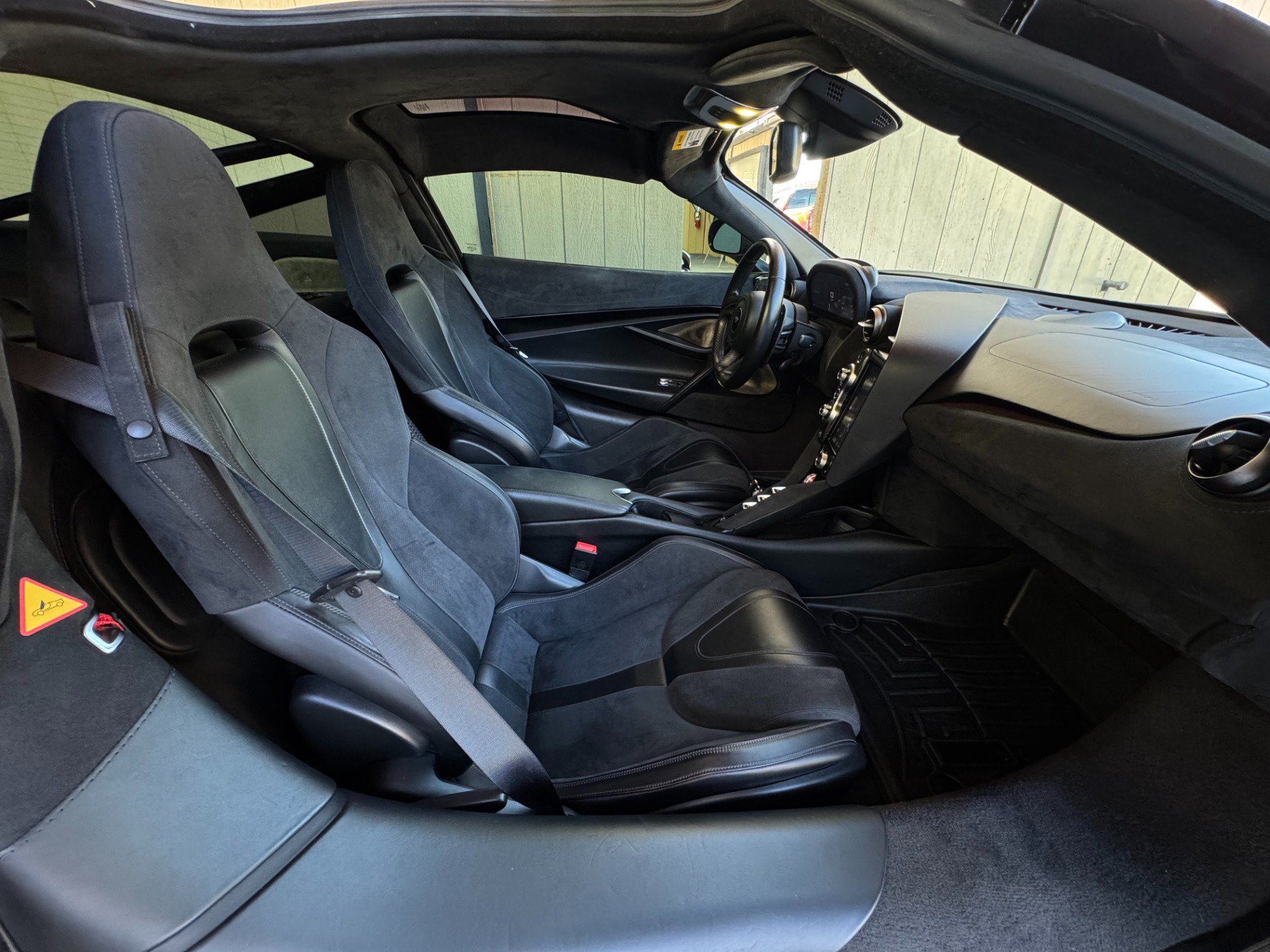 Used 2019 McLaren 720S Performance photo 29