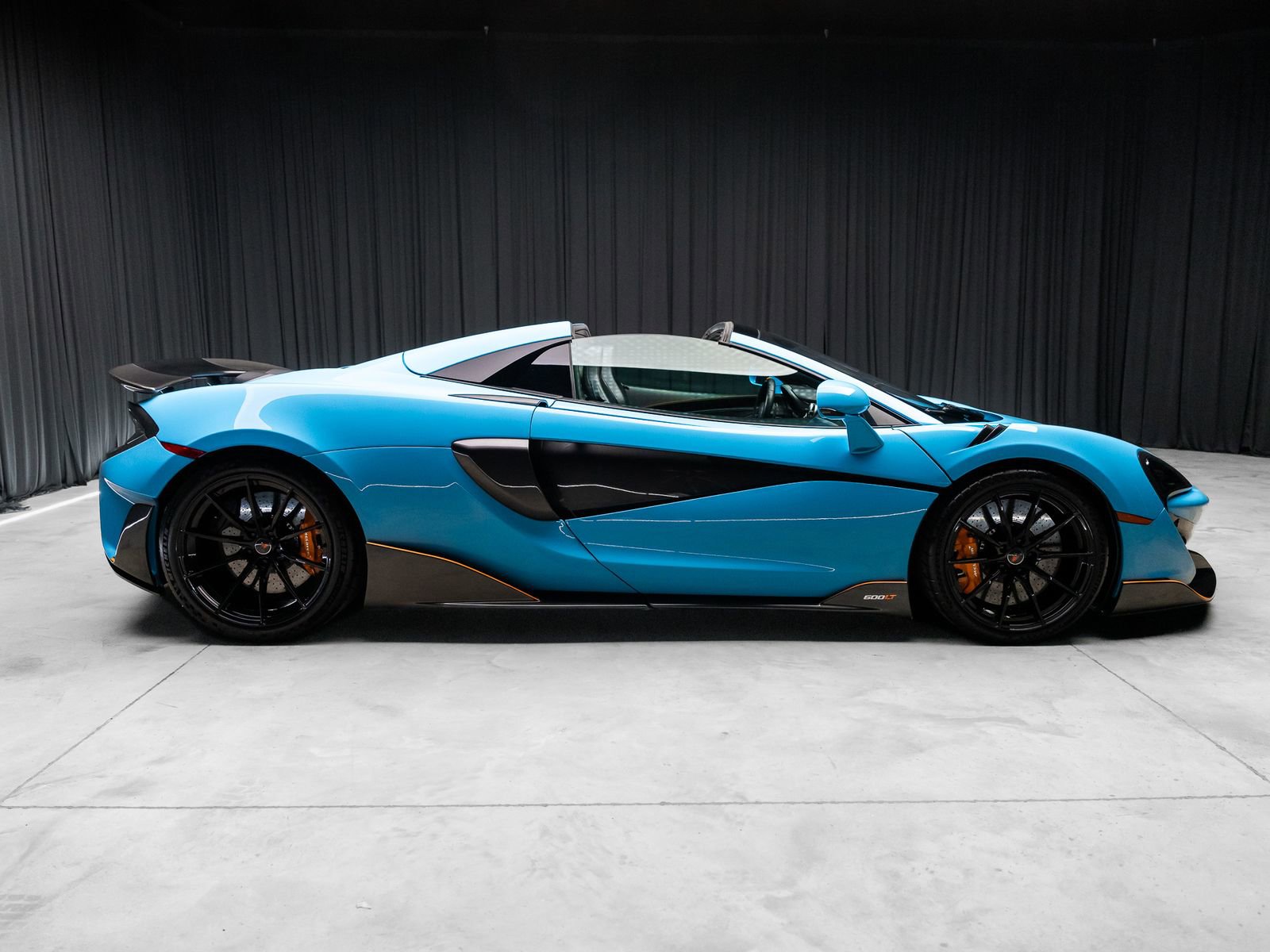 Used 2020 McLaren 600LT Spider photo 20