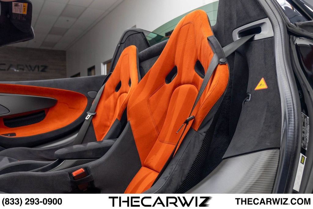 Used 2020 McLaren 600LT Spider photo 43