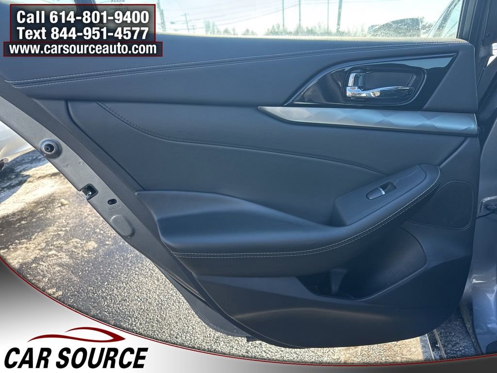 2023 Nissan Maxima SL