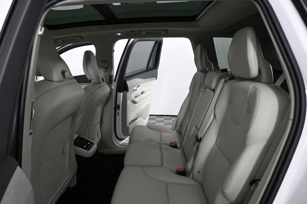 2025 Volvo Xc90 B5 Plus