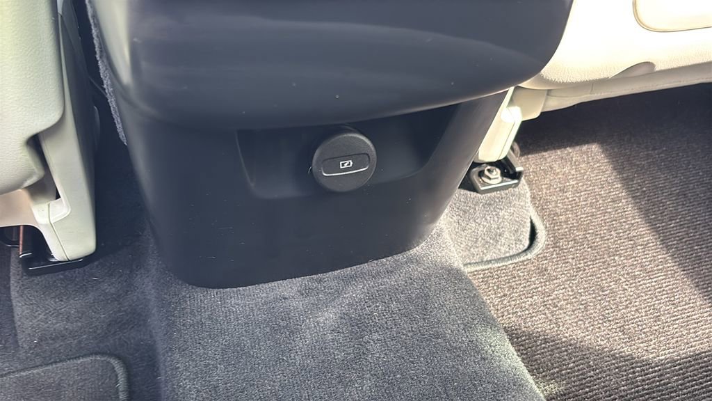 2023 Volvo Xc90 B6 Plus