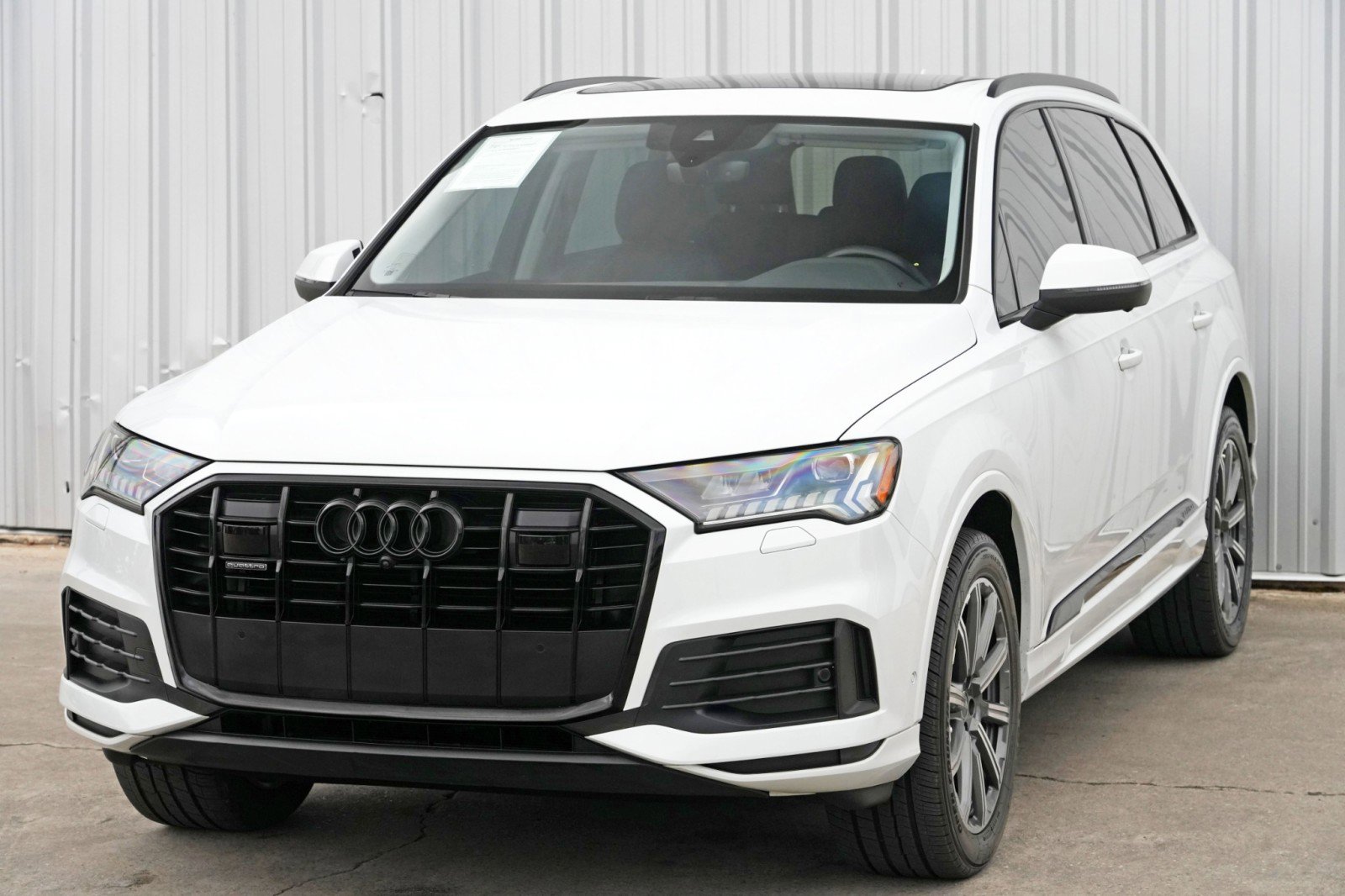 2022 Audi Q7 Premium Plus