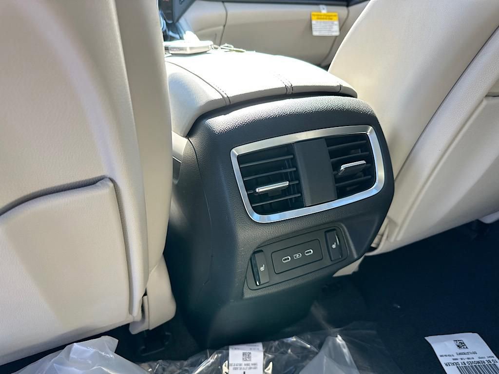 2026 Acura RDX SH-AWD w/ Advance Package