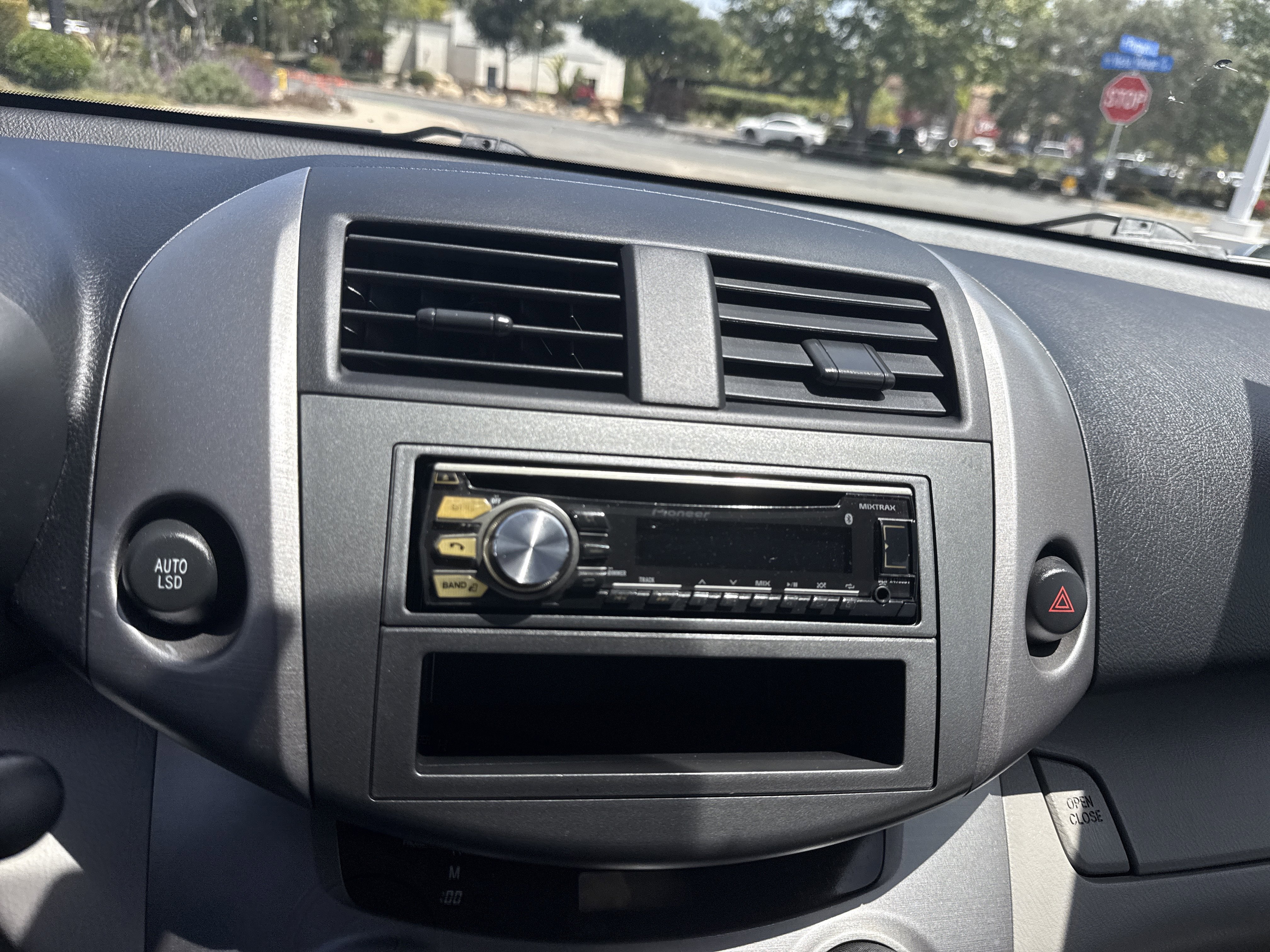 2008 Toyota RAV4 2WD V6