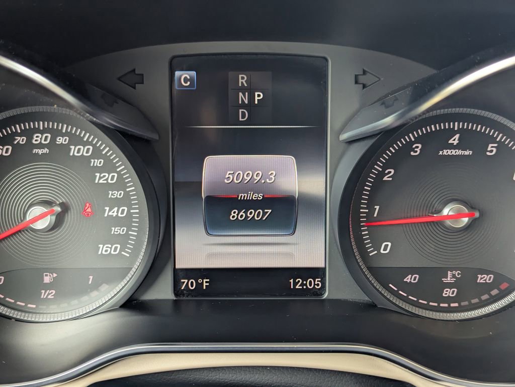 2017 Mercedes-Benz GLC 300