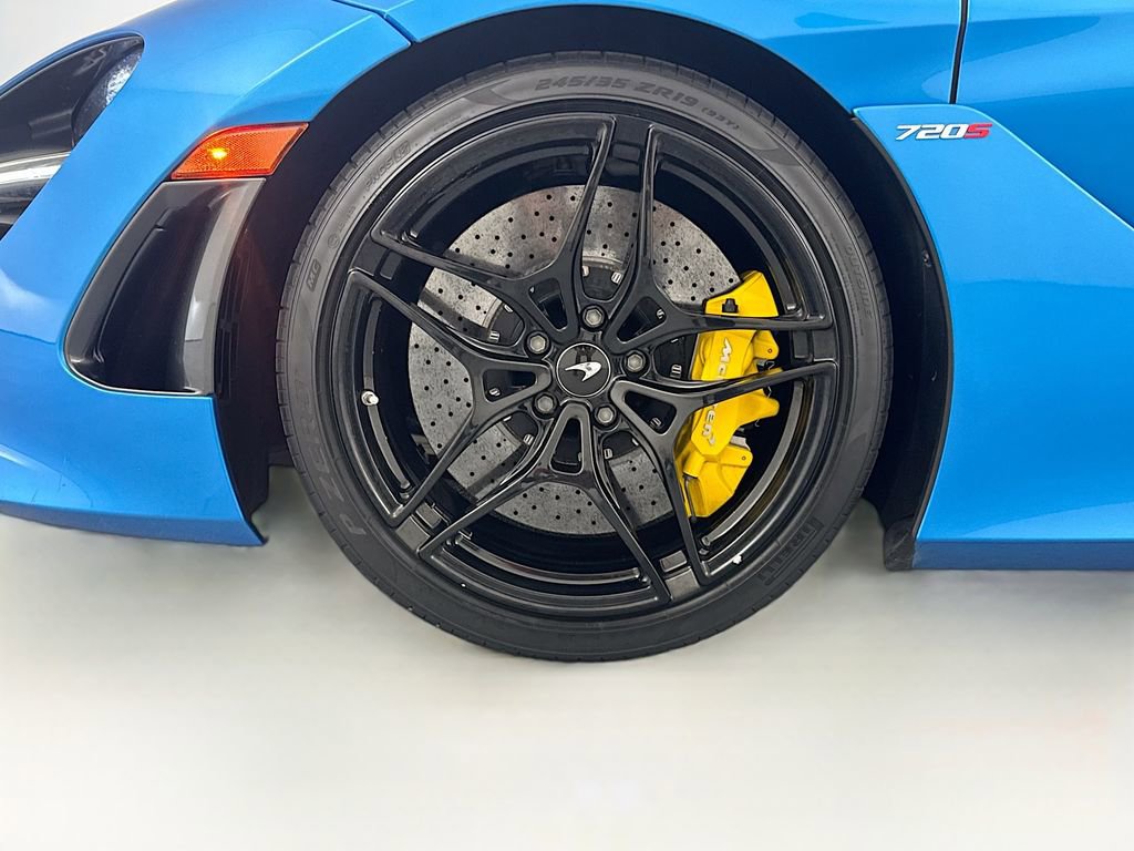 Used 2020 McLaren 720S Spider photo 31