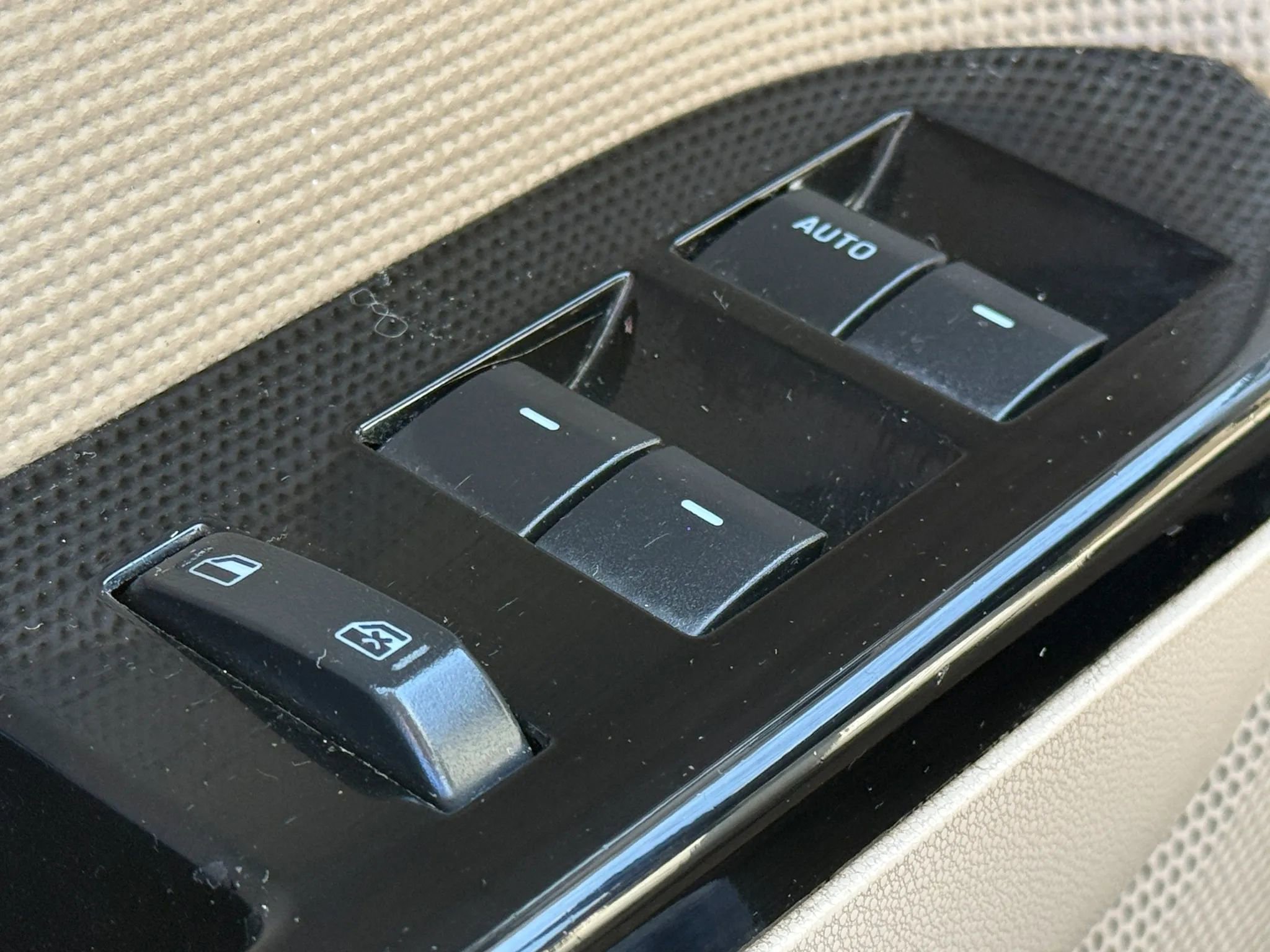 2010 Ford Escape Limited