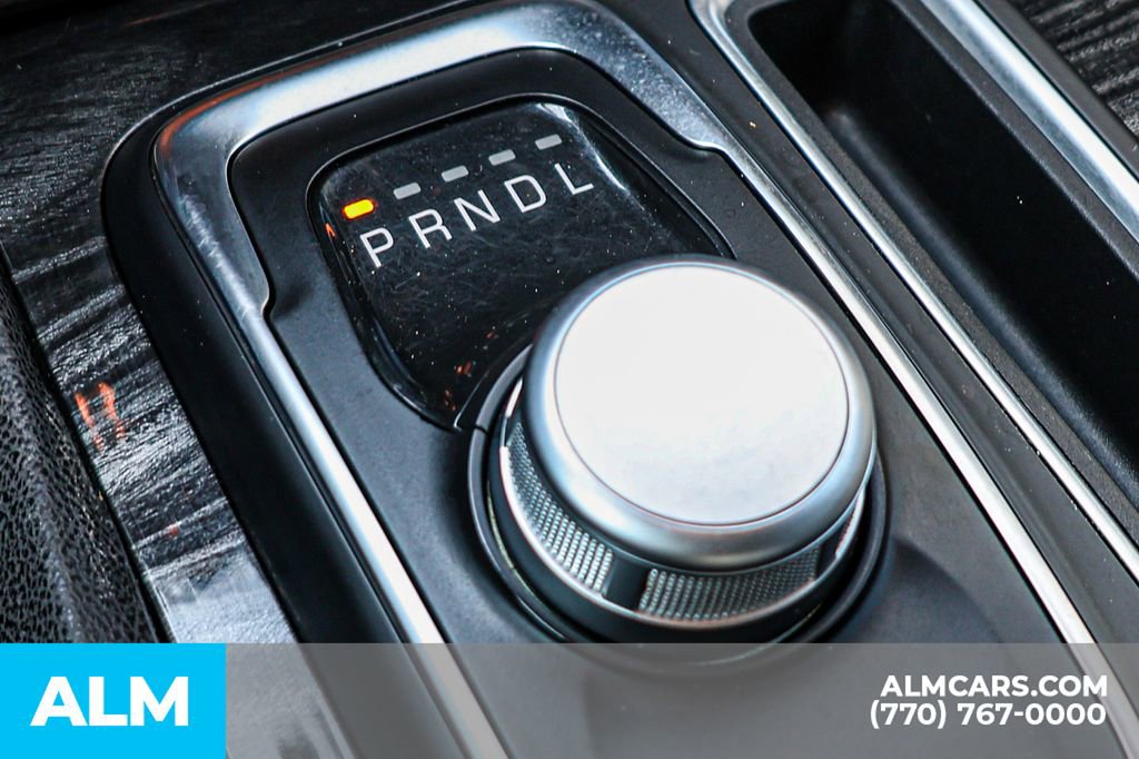 2017 Chrysler 300 Limited