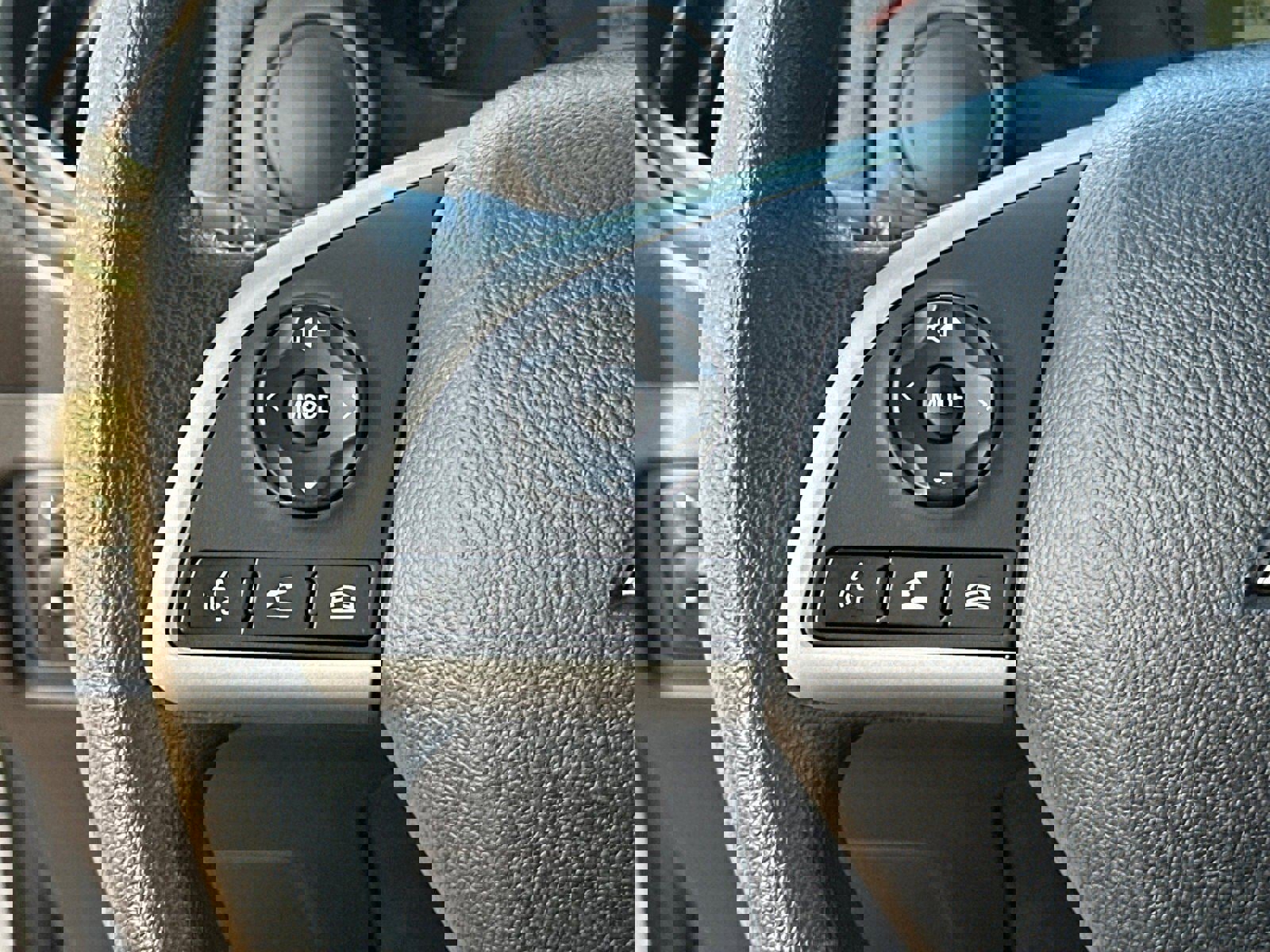 2022 Mitsubishi Mirage ES