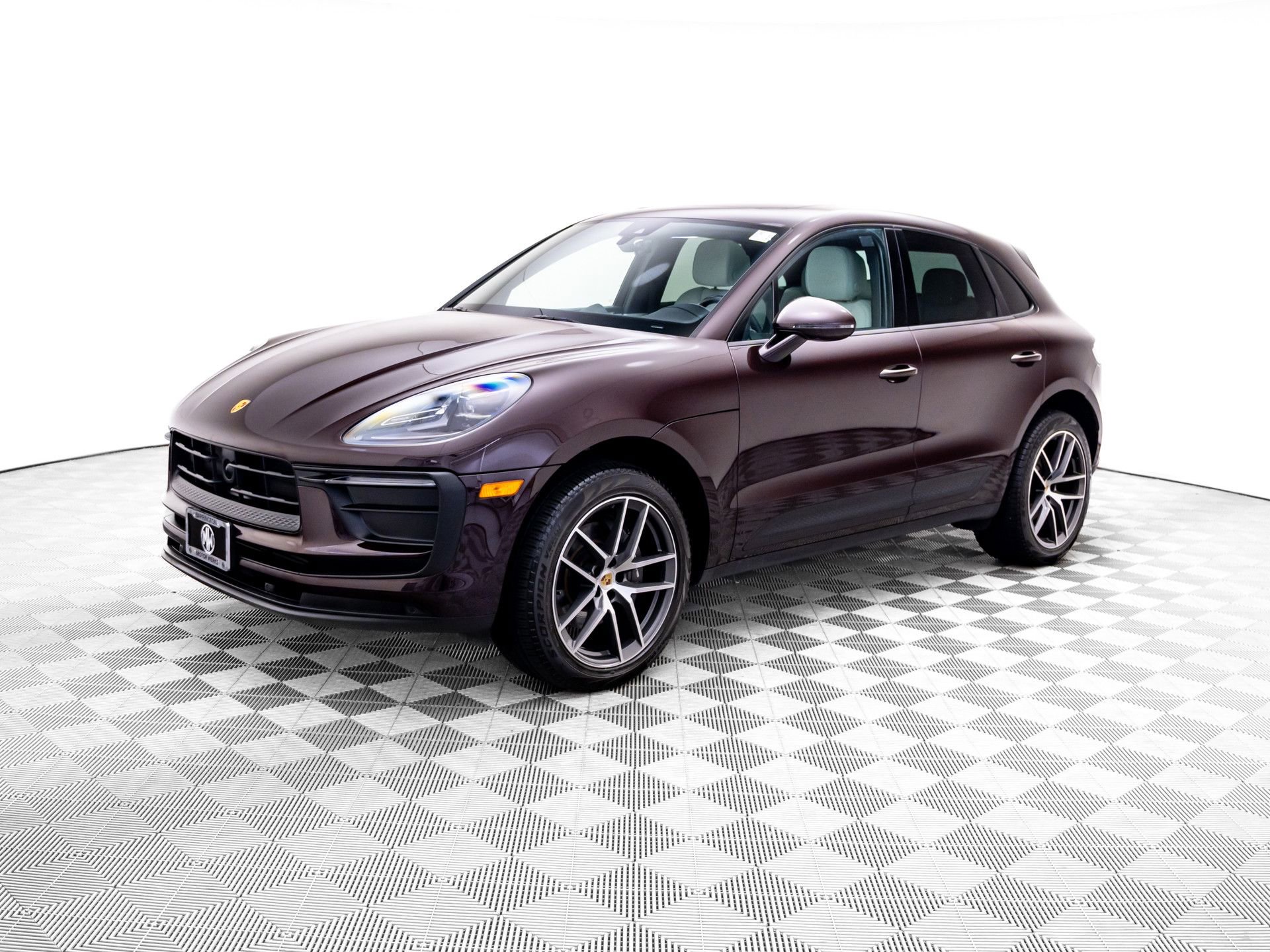 Certified 2023 Porsche Macan
