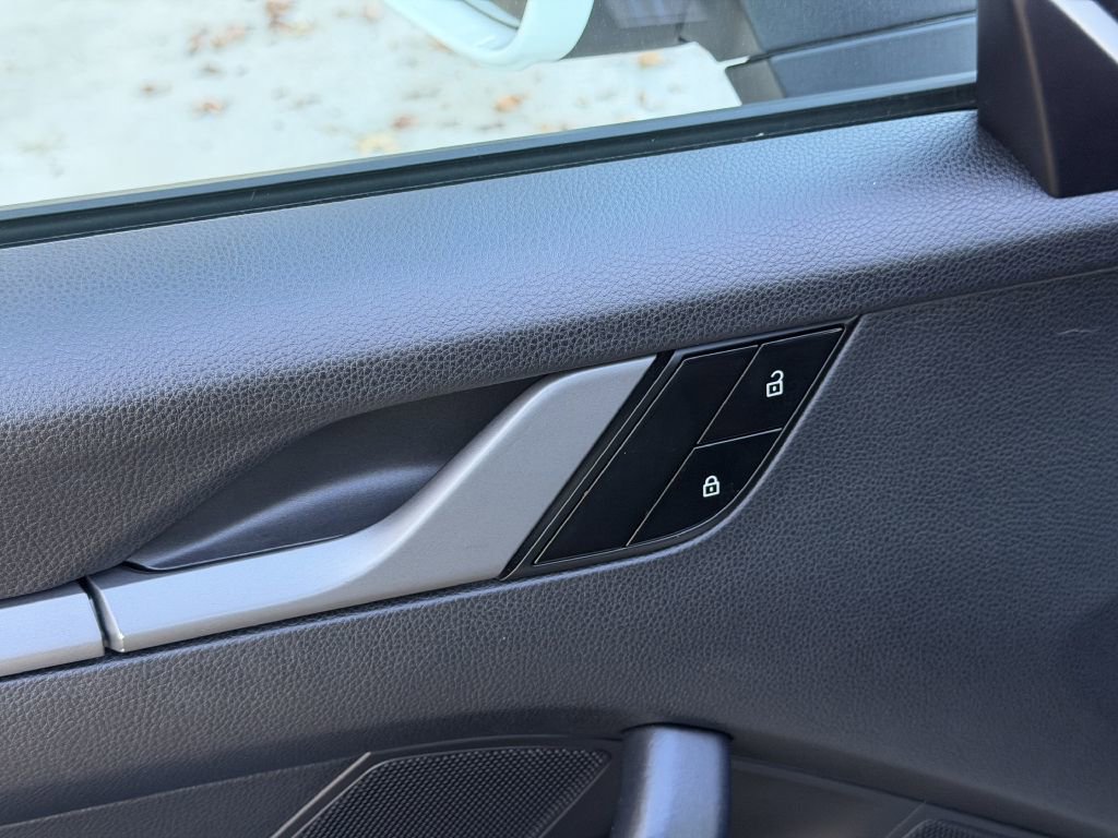 2021 Porsche 911 Carrera