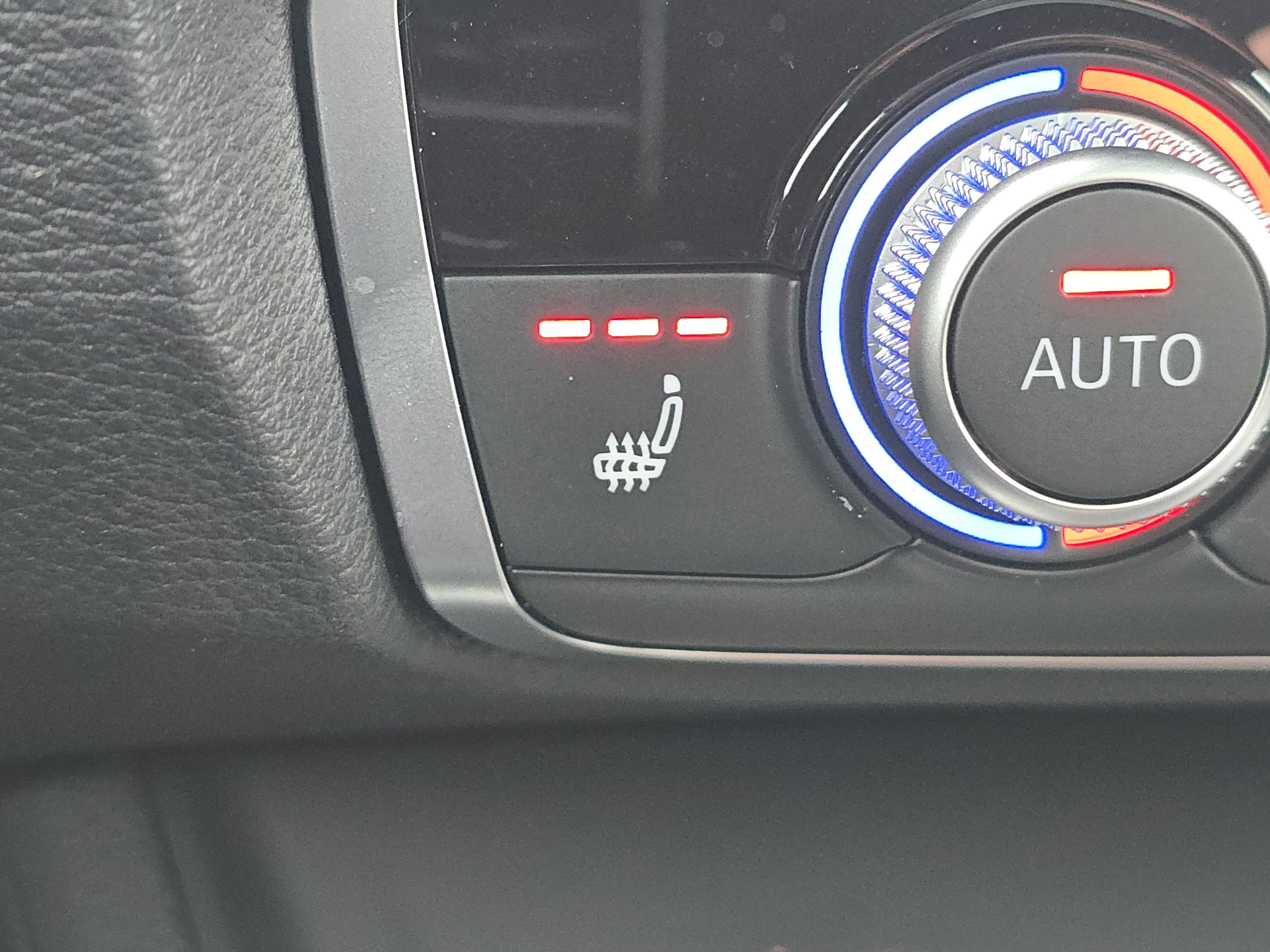 2025 Audi Q3 2.0T Premium