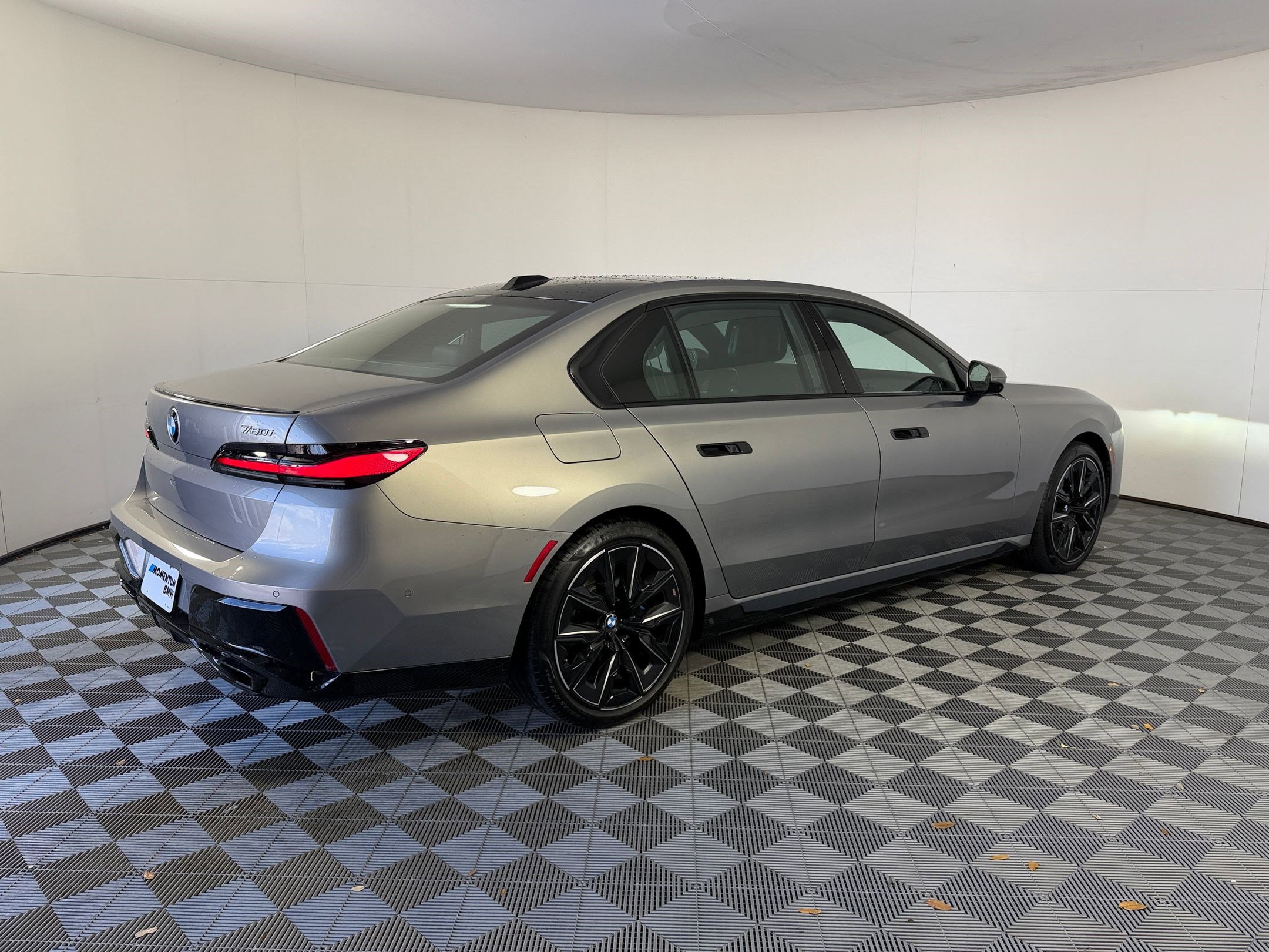 2024 BMW 760i xDrive