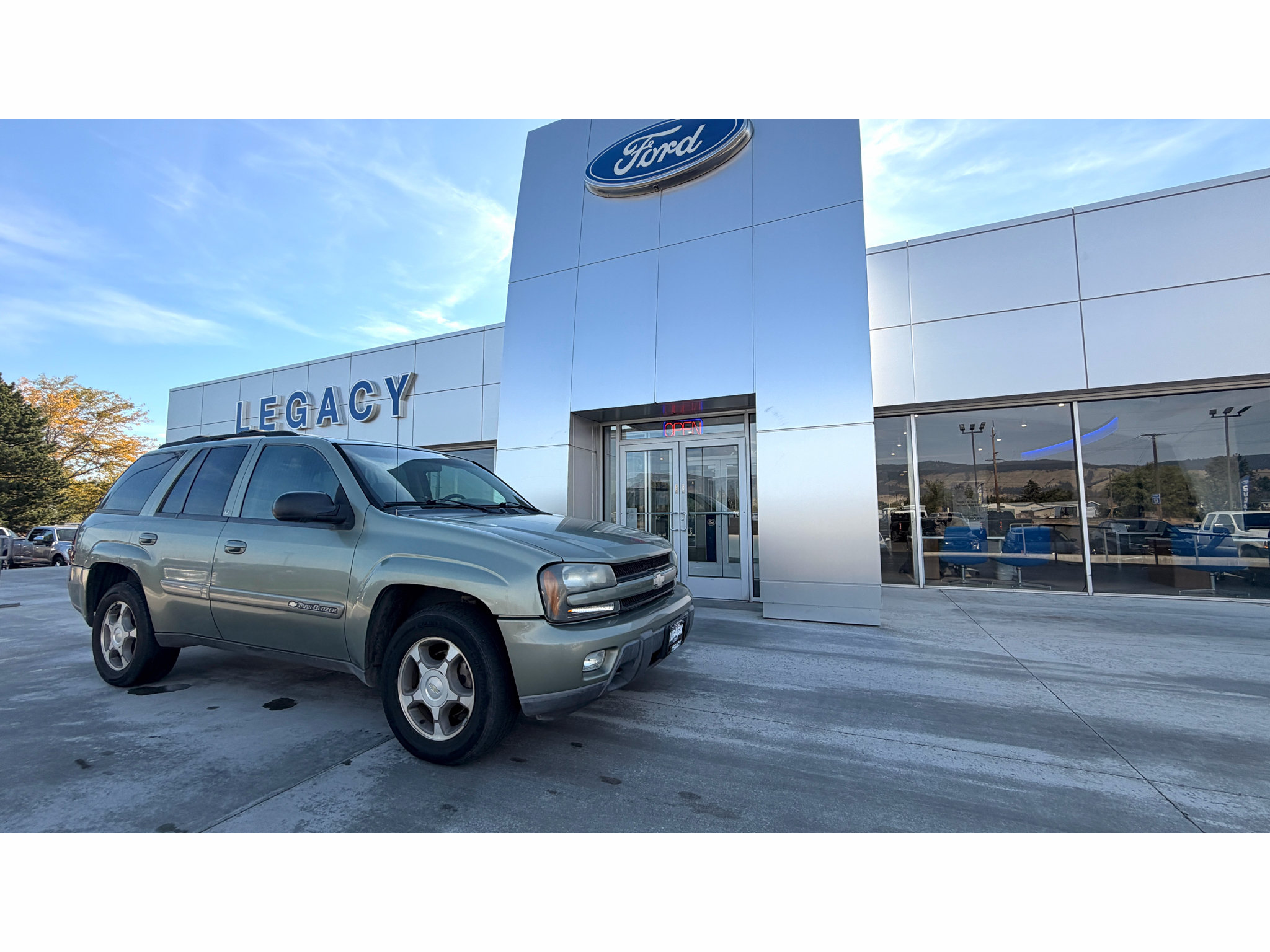 Used 2004 Chevrolet TrailBlazer LT