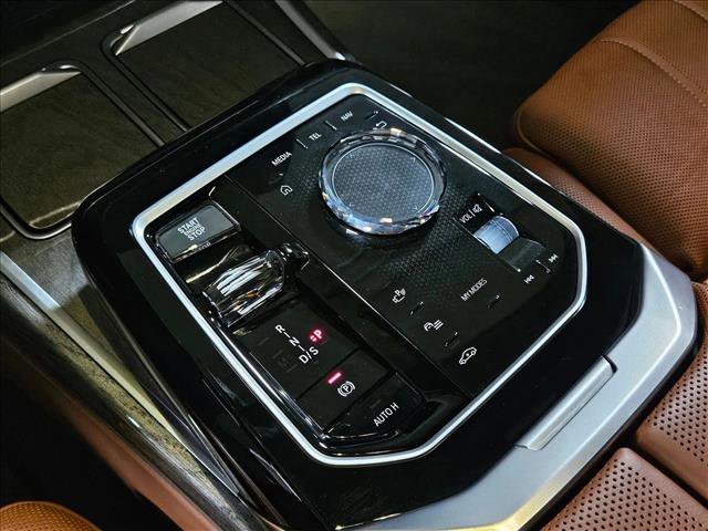 2023 BMW 760i xDrive