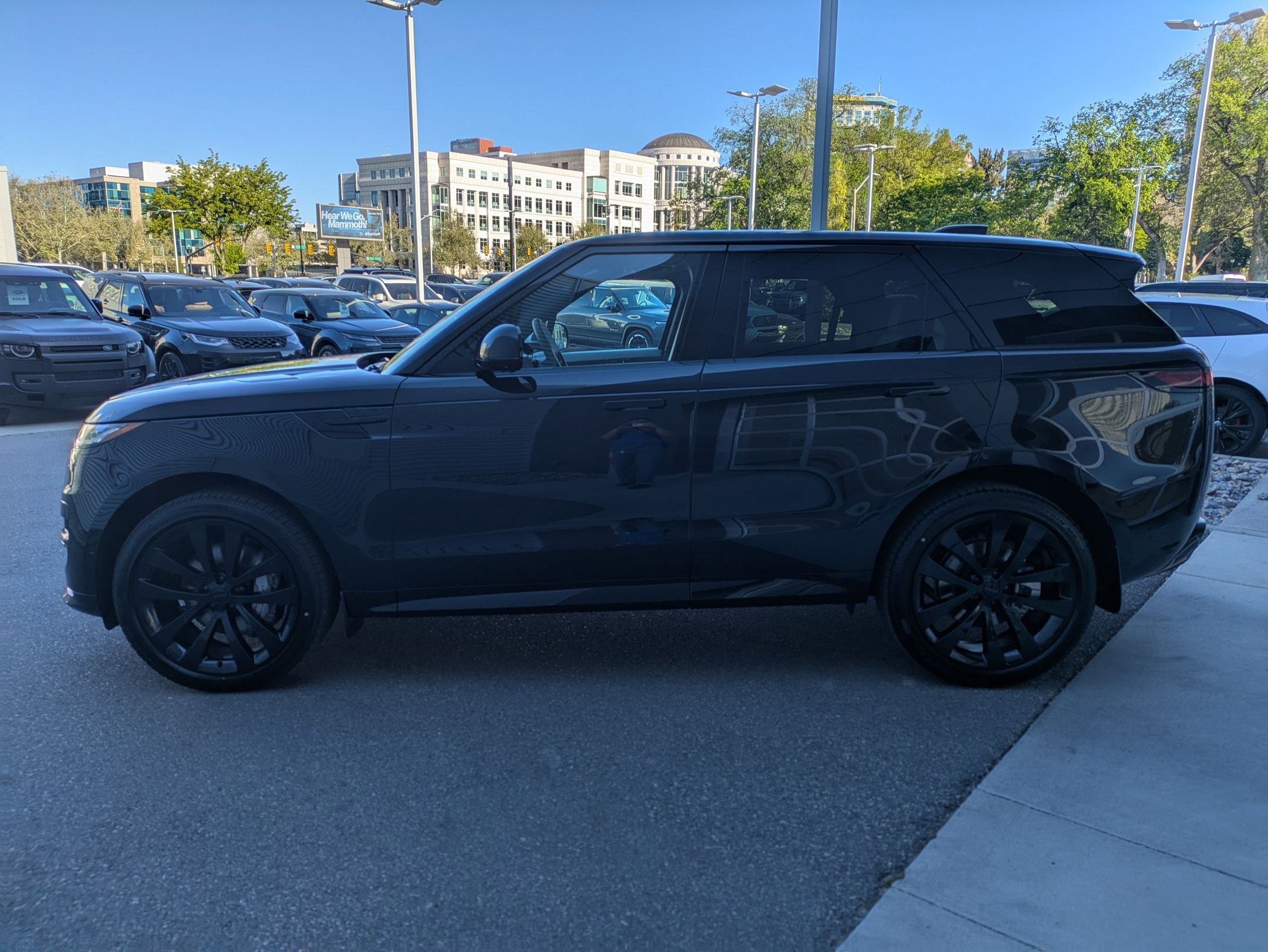 2026 Land Rover Range Rover Sport Dynamic SE