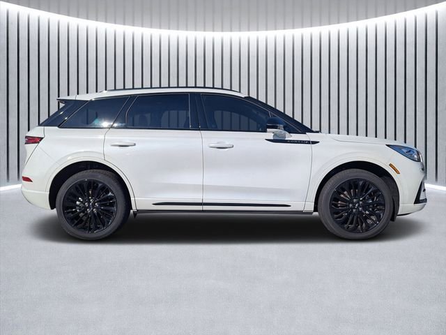 2025 Lincoln Corsair Reserve