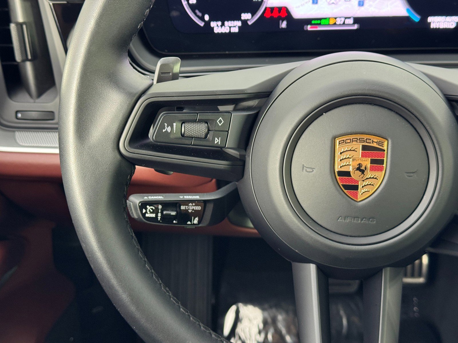 2025 Porsche Cayenne S