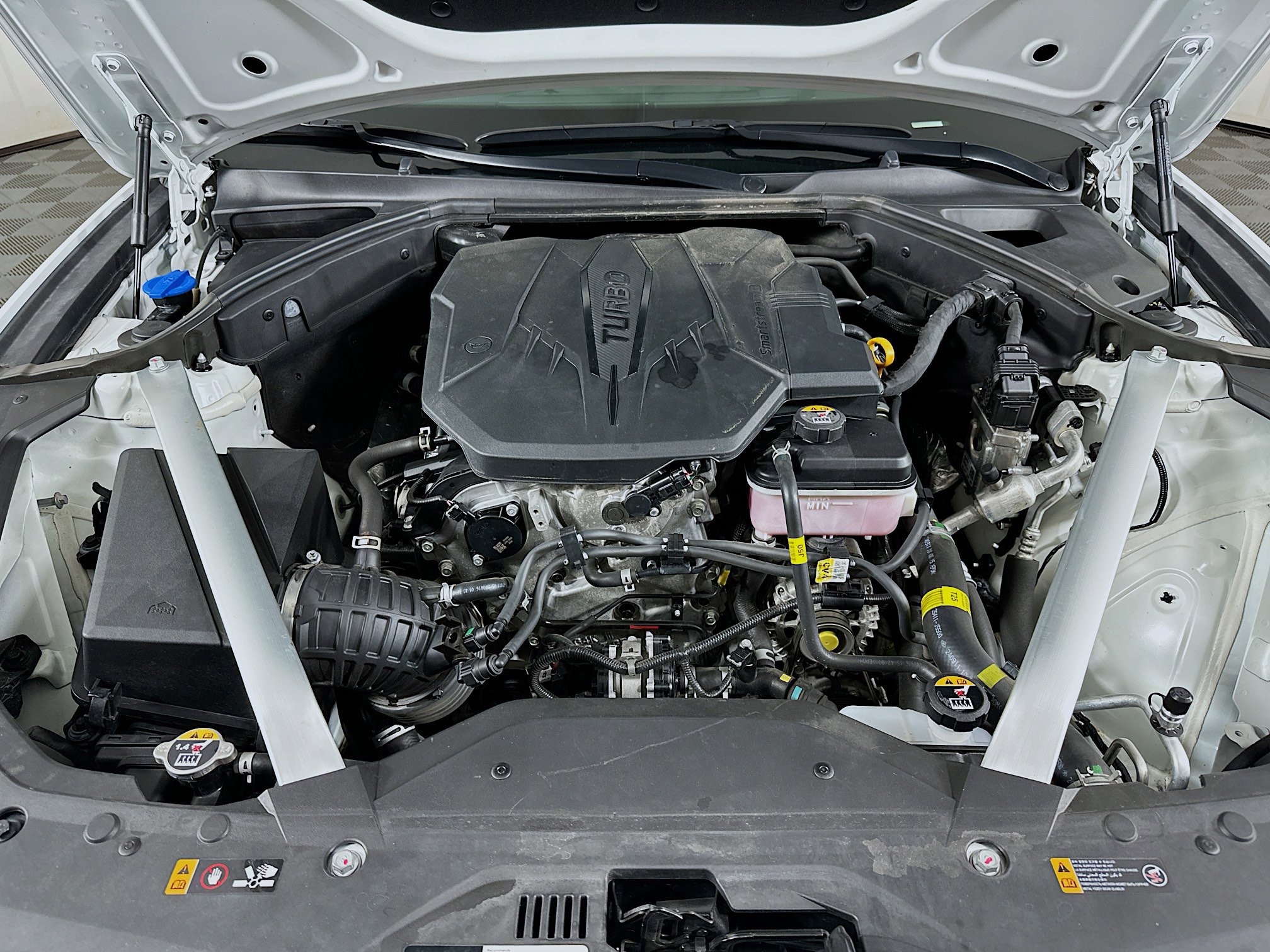 2025 Genesis G70 2.5T