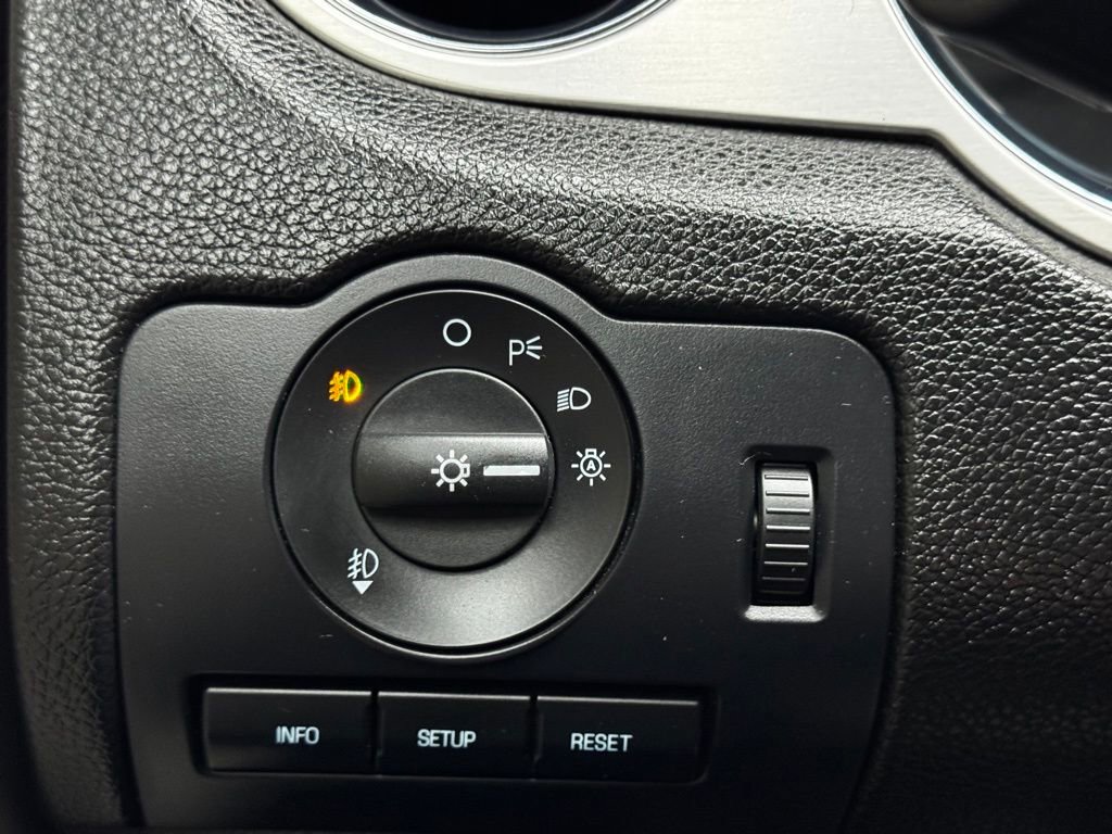 2011 Ford Mustang GT Premium