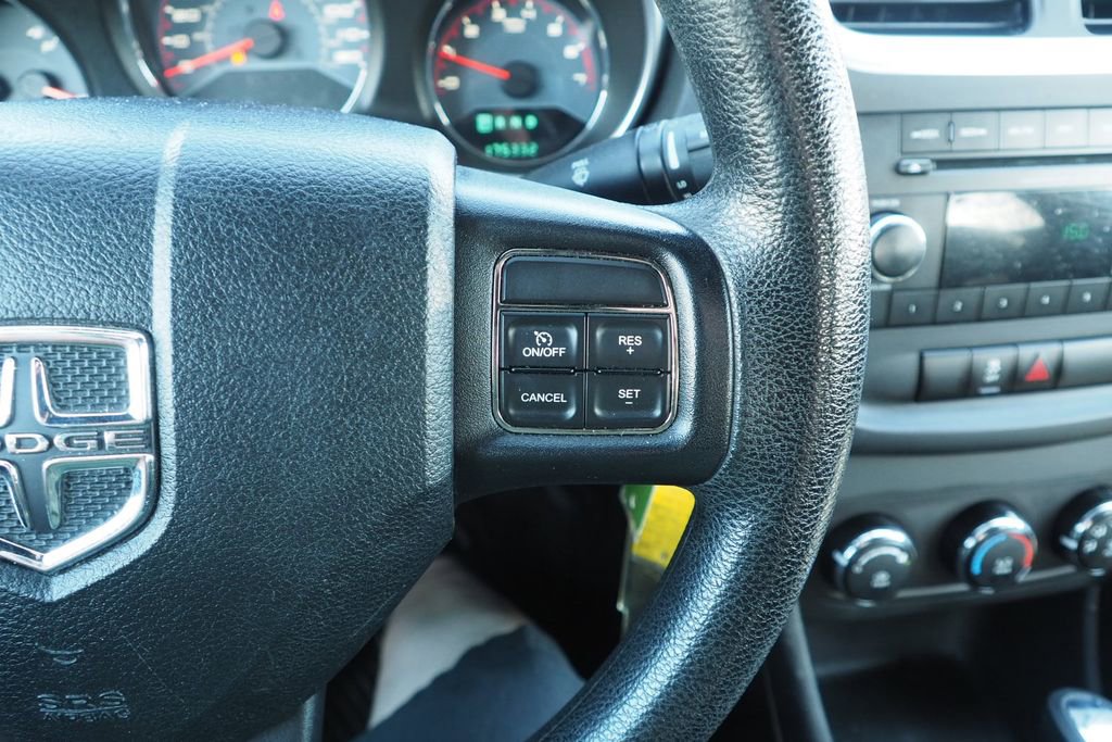 2013 Dodge Avenger SE