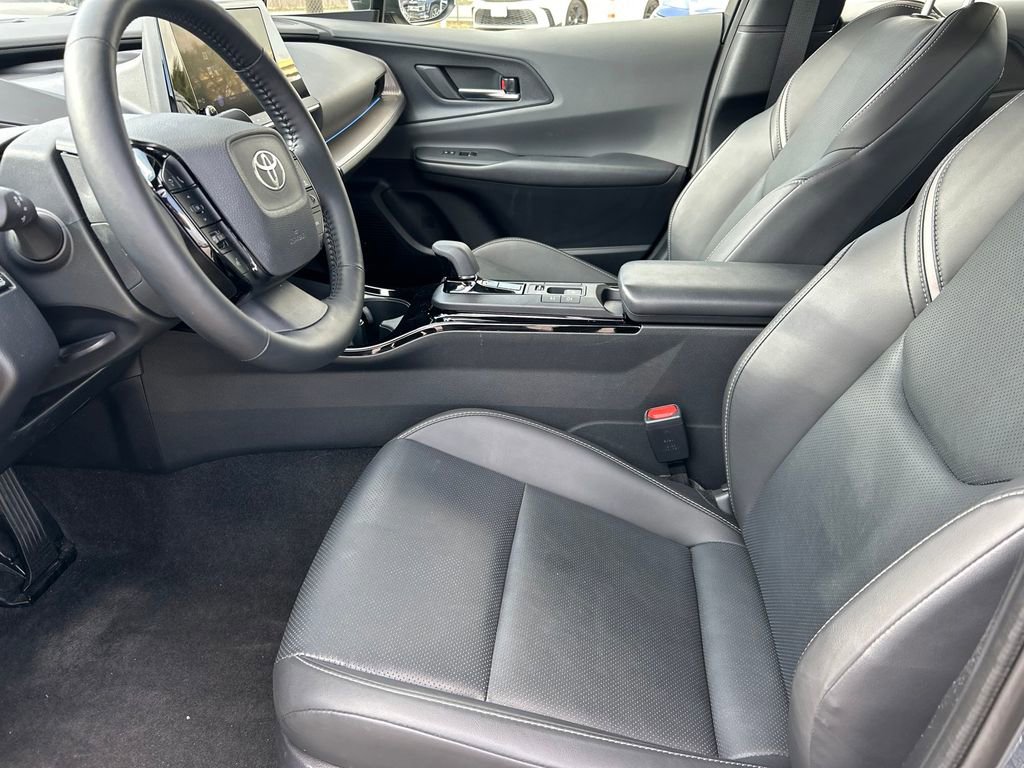 2025 Toyota Prius XLE