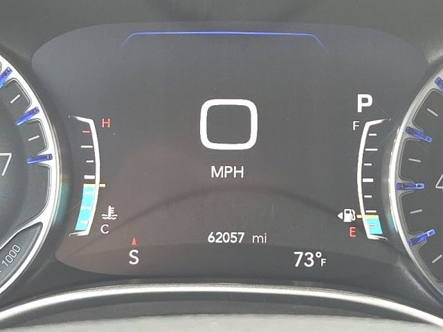 2023 Chrysler Pacifica Touring-L