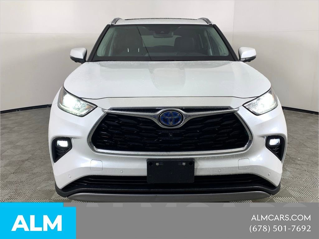2023 Toyota Highlander Platinum