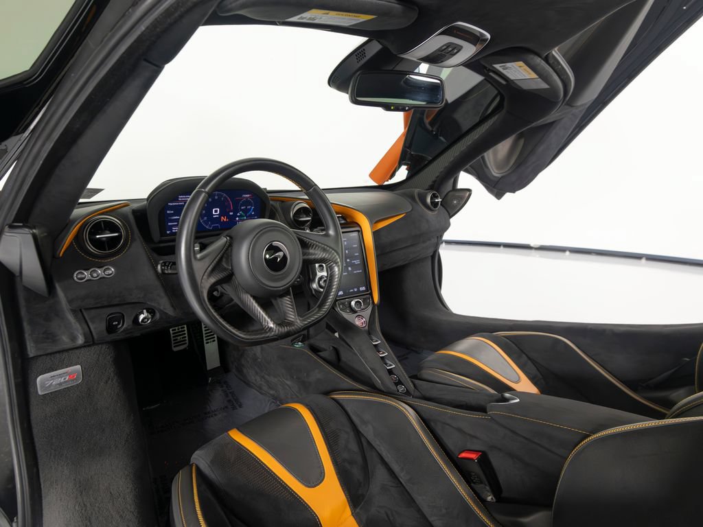 Used 2019 McLaren 720S photo 14