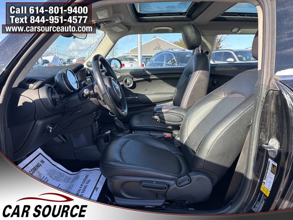 2017 MINI Cooper 2-Door Hardtop