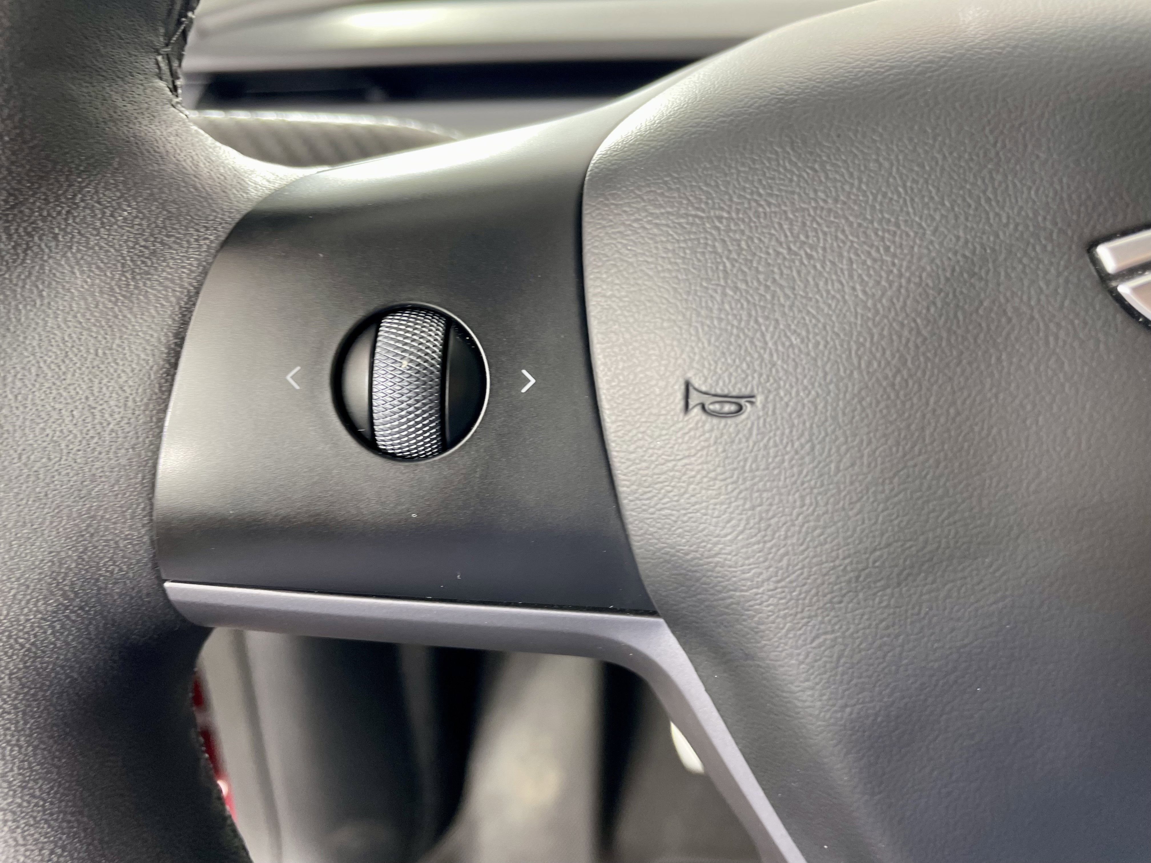 2024 Tesla Model Y Performance