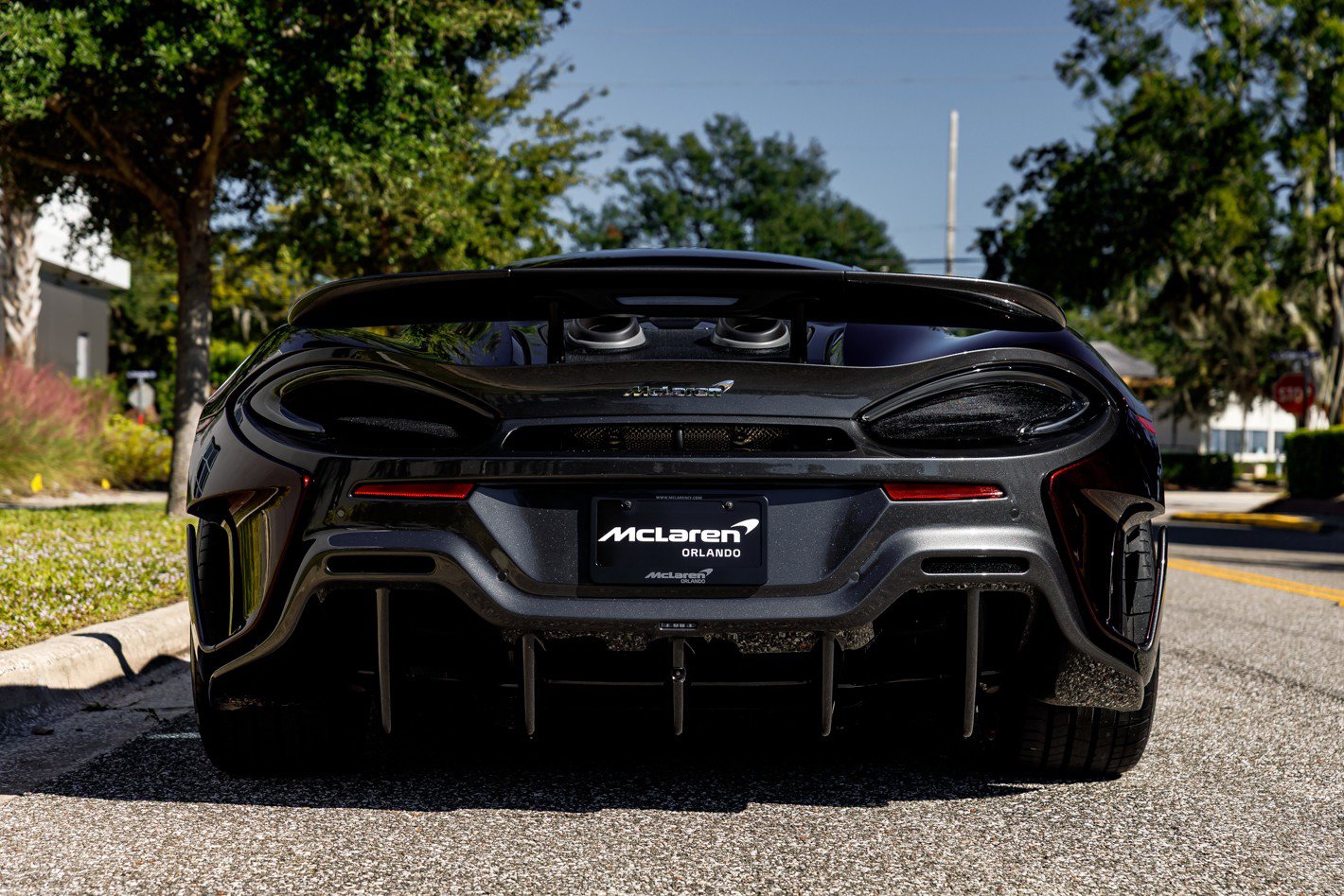 Used 2019 McLaren 600LT photo 17