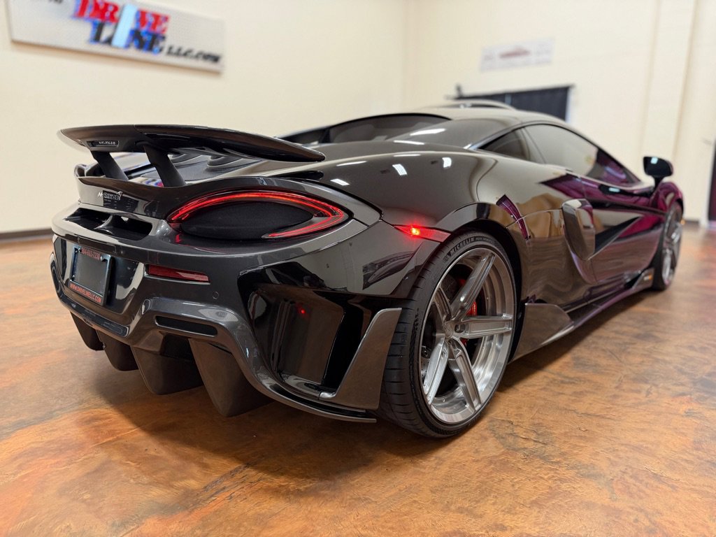 Used 2019 McLaren 600LT photo 9
