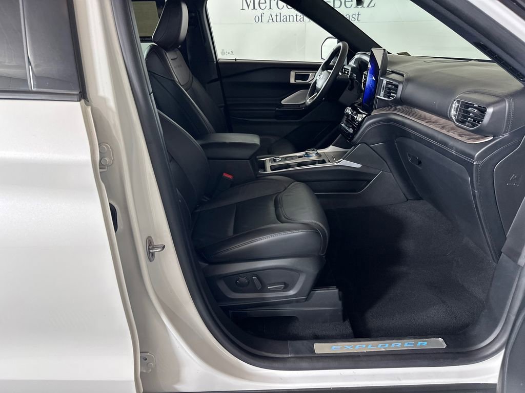 2022 Ford Explorer Platinum