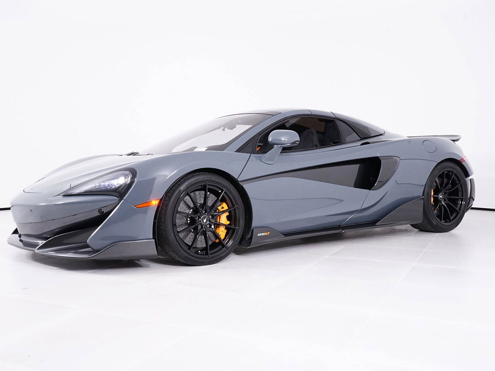 Used 2020 McLaren 600LT Spider photo 19