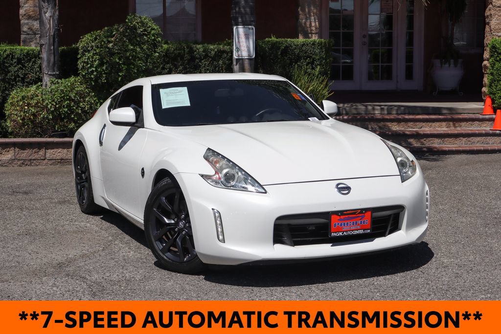 Used 2017 Nissan 370Z for Sale Near Me - Autotrader